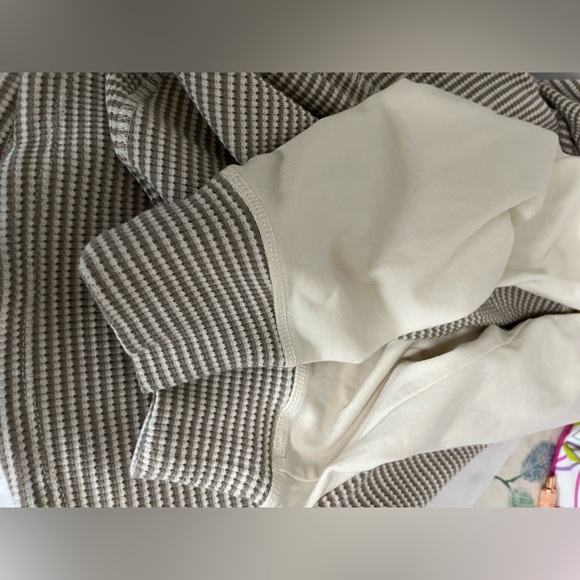 Columbia Thermal Hoodie- NWOT - Picture 6 of 9